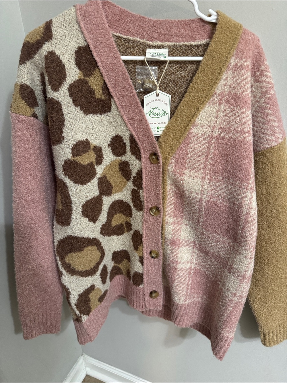 New Wave  Pink & Brown Mixed-Pattern V-Neck Cardigan Sweater